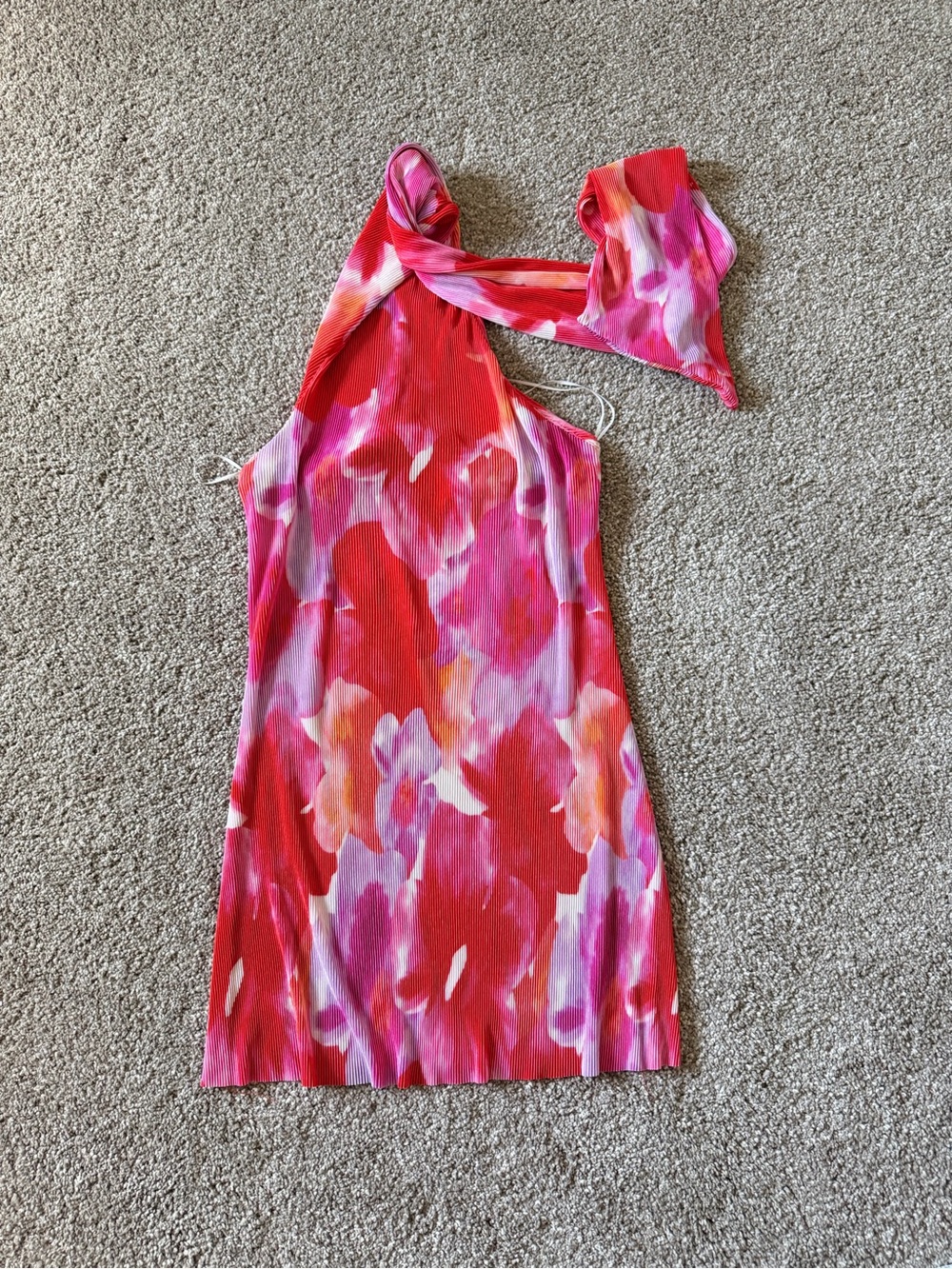 Hello Molly Red and Pink Floral Halter Mini Dress NWT l - Picture 3 of 5